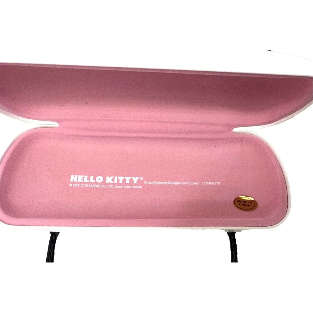 Hello Kitty ￼Sanrio  Glasses Case Hard Shell Eyeglasses Sunglasses  Child Size